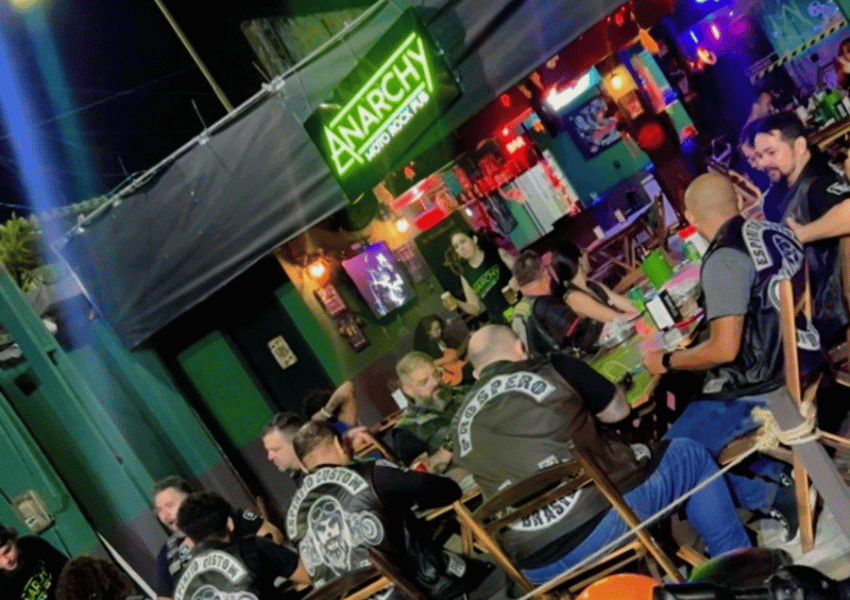 Anarchy Moto Rock Pub: O Ponto de Encontro do Rock e da Cultura Biker em Maracanaú